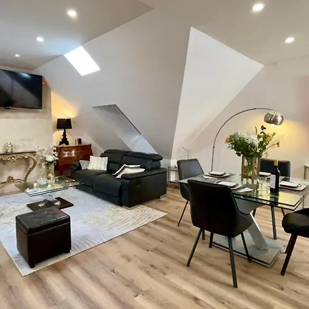 Halte A La Tour Balhan Thierry Apartment Chateau-Thierry