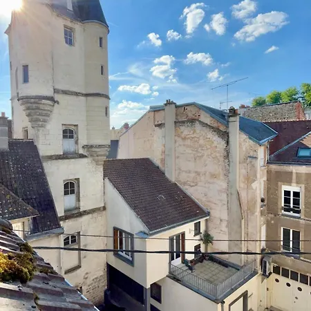 Halte A La Tour Balhan Thierry Apartment *